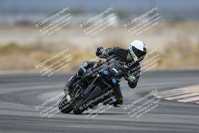 media/Nov-15-2025-Race Pace (Sat) [[8de605a2d8]]/Non Verified Riders (1st 20 Minutes)/Turn 4 (1010am)/